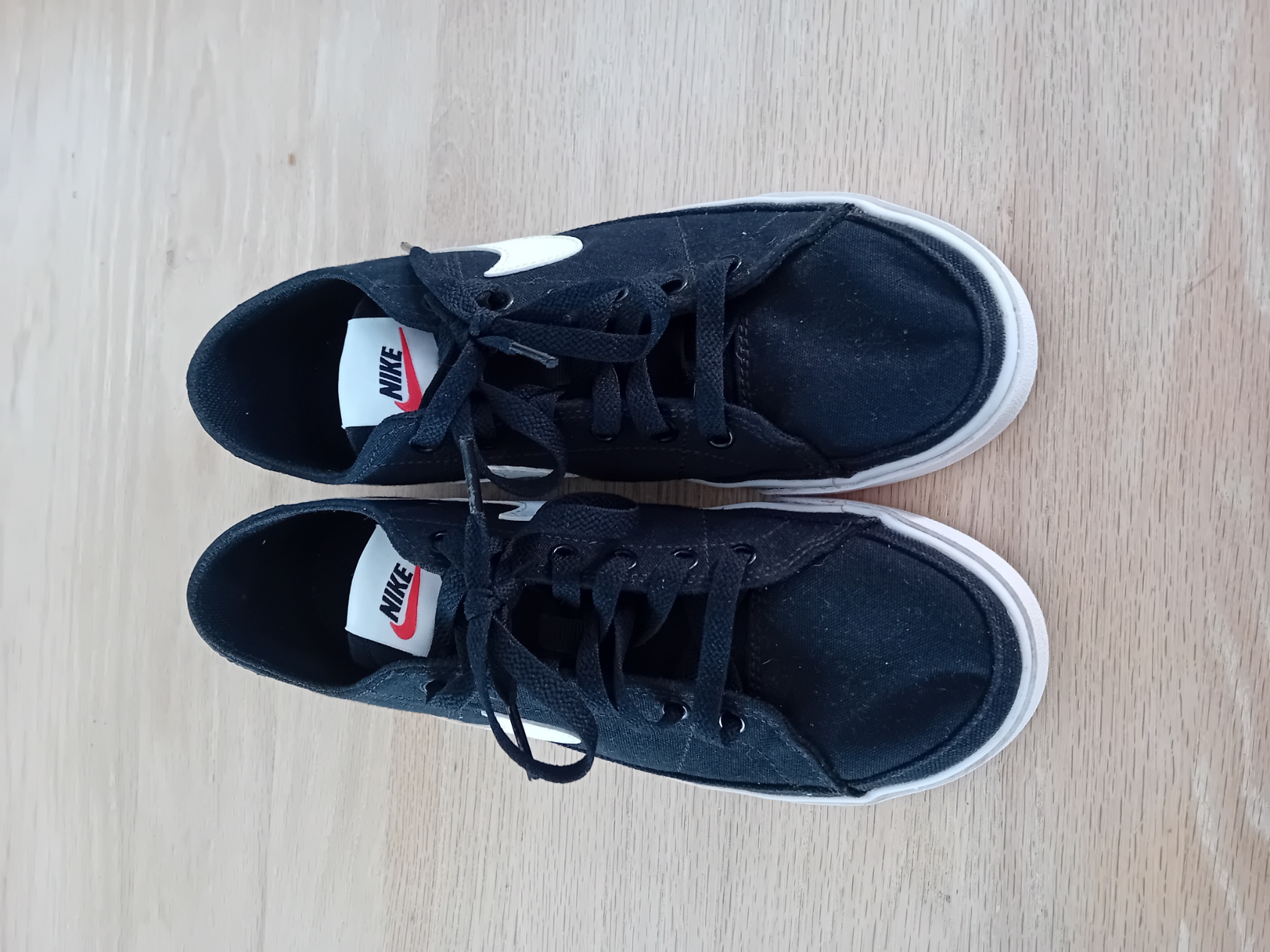 Sneakers Nike homme 39 - Excellent état - photo numéro 2