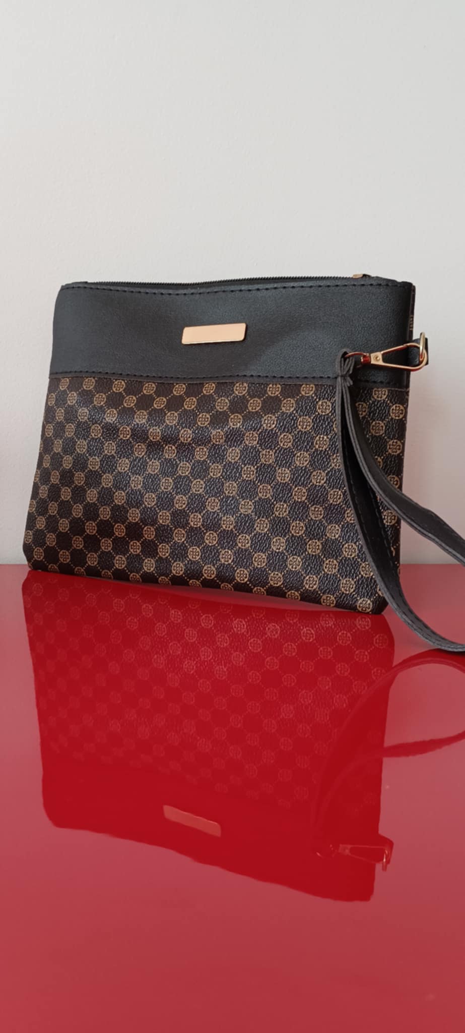 Pochette imprimée avec cordon de poignet - photo numéro 10