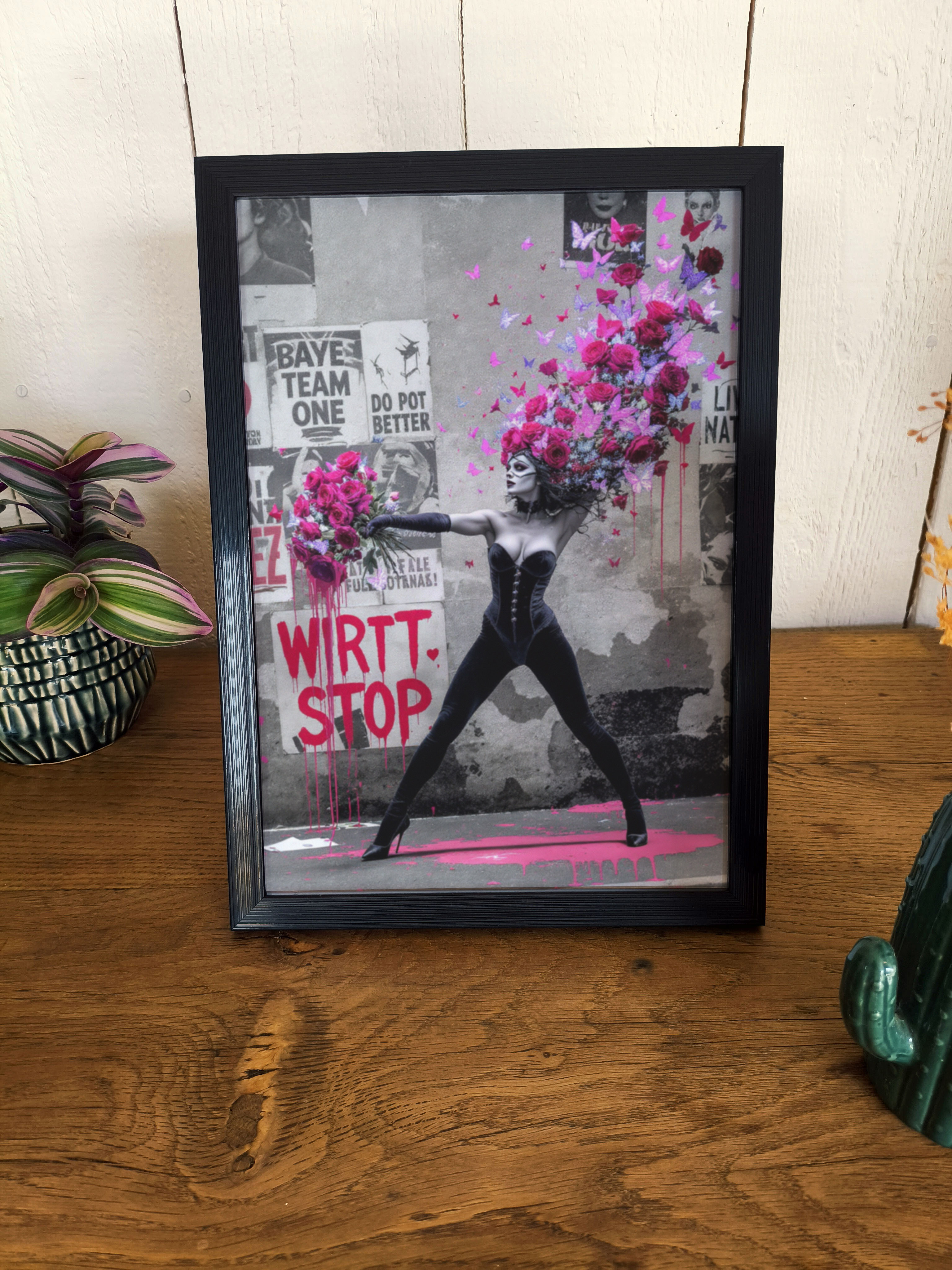 Affiche Poster Street Art A3 (30x42cm / 12x16") – Femme corset, fleurs & papillons roses, art urbain
