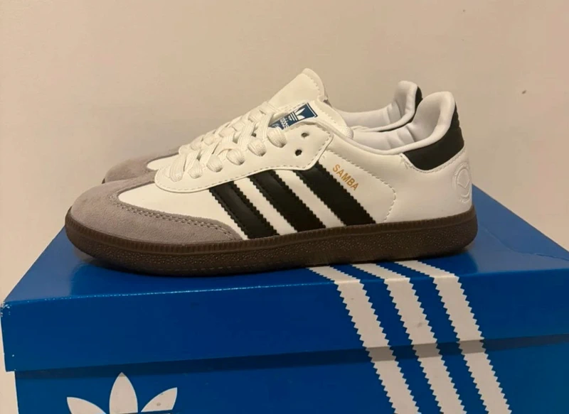 Basket adidas samba taille 38