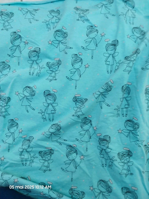 Coupon 180 x 160 cm – Tissu jersey 100 % coton pour enfants – fond vert d'eau, motifs personnages - - photo numéro 6