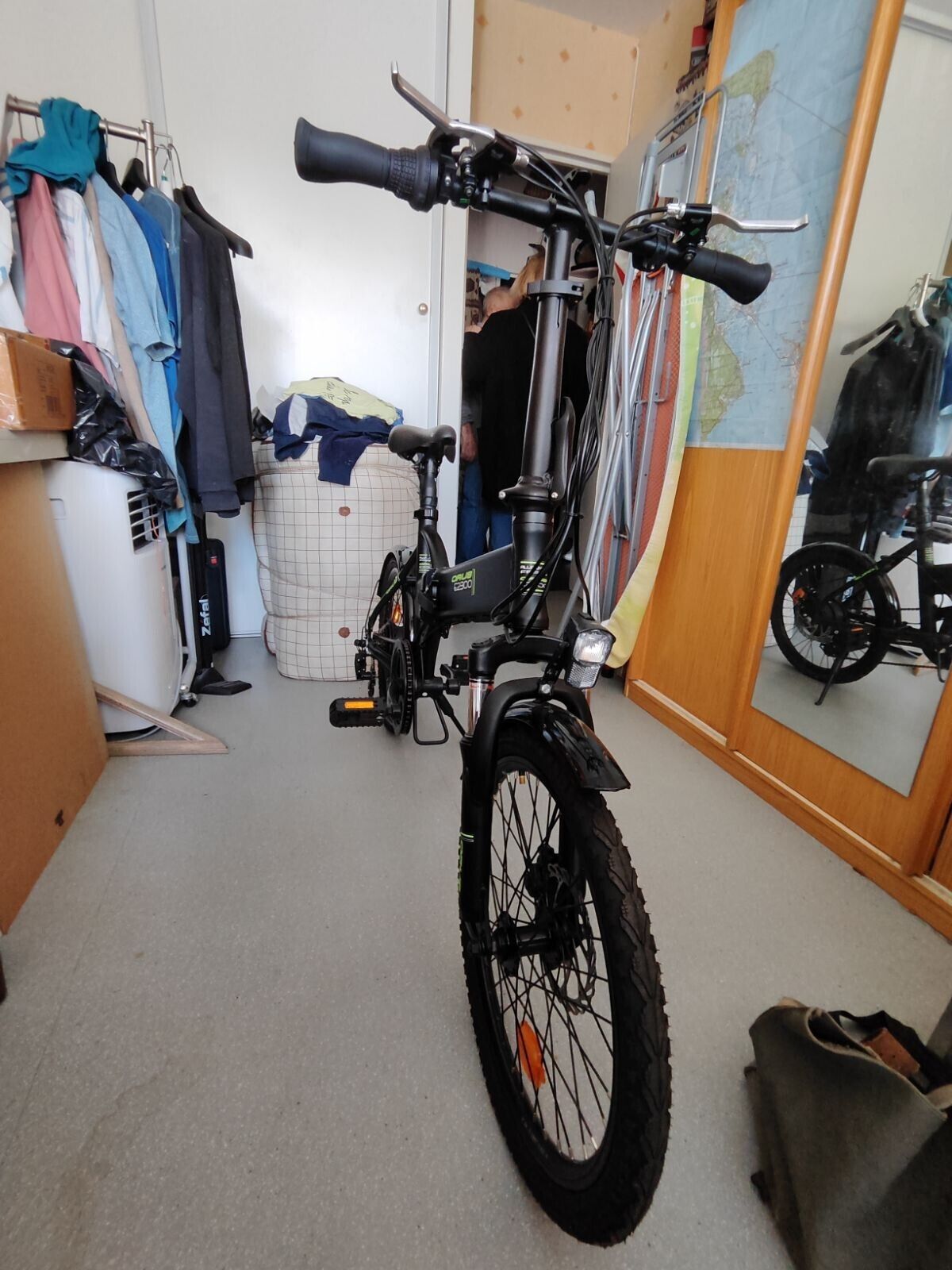 Vélo _électrique_ pliant - photo numéro 2