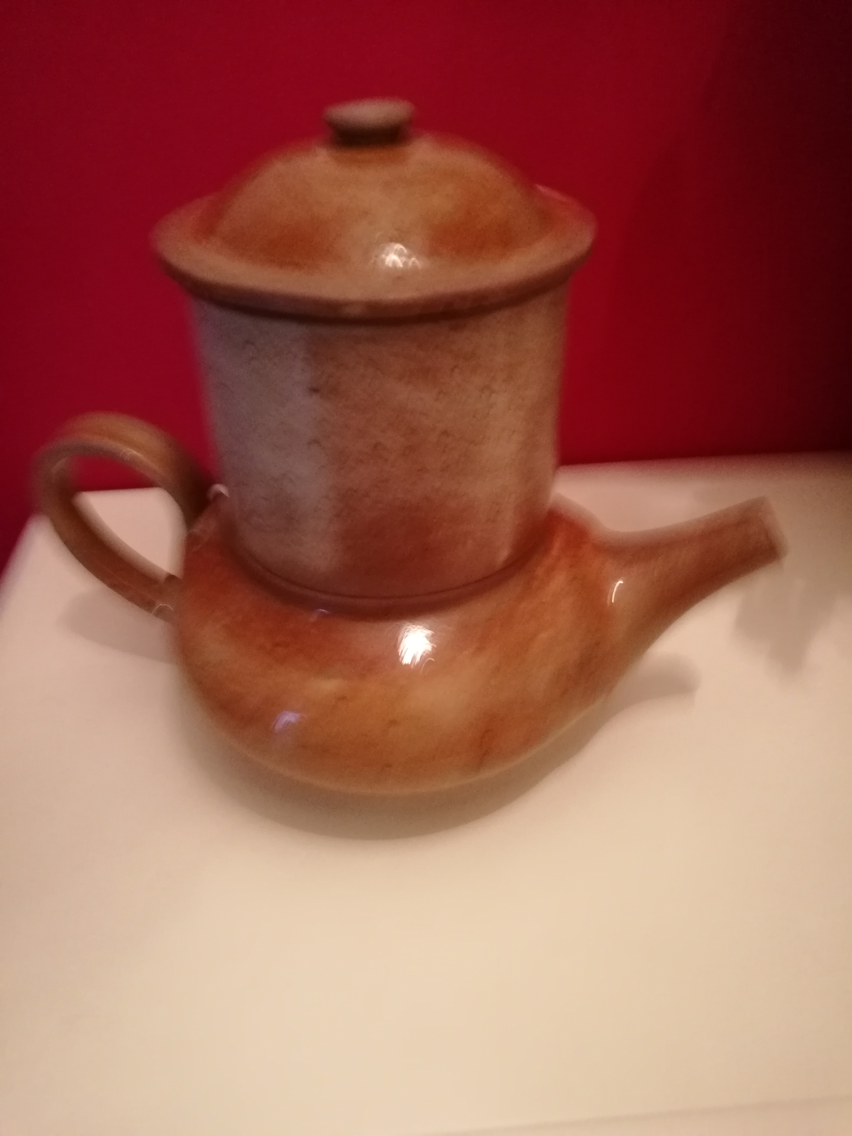 Cafetière en grès sans marque