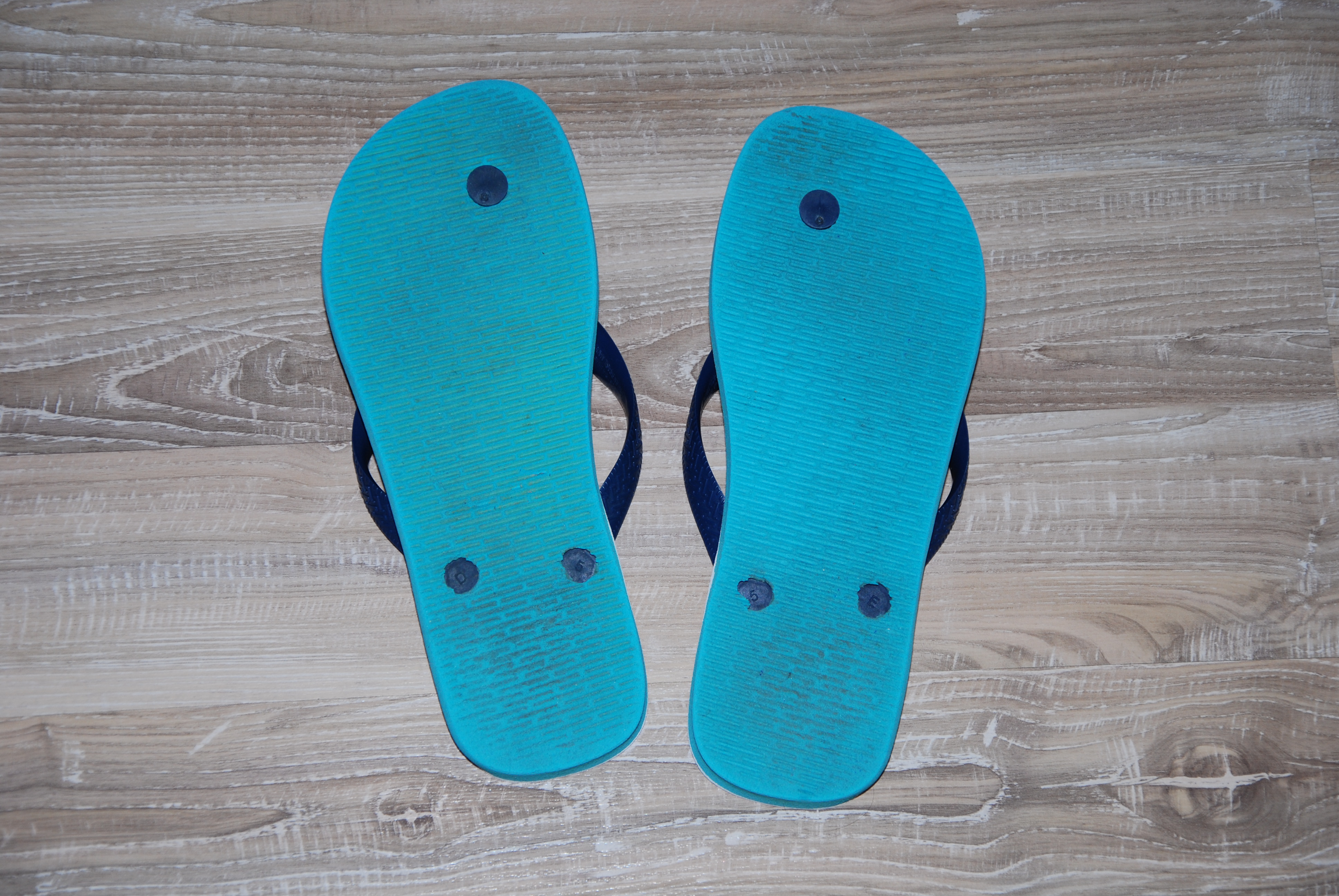 tong havaianas starwars 39-40 - photo numéro 2