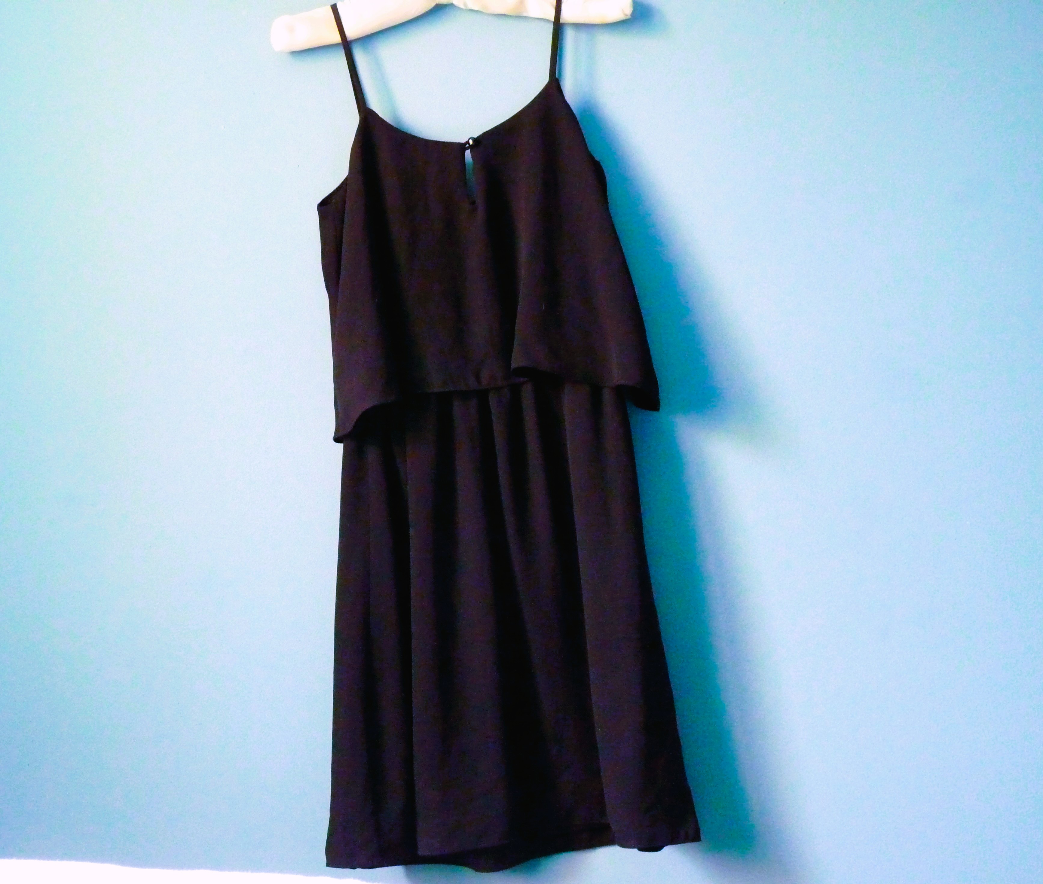 Robe femme atmosphere M 38 noir fluide tres bon état