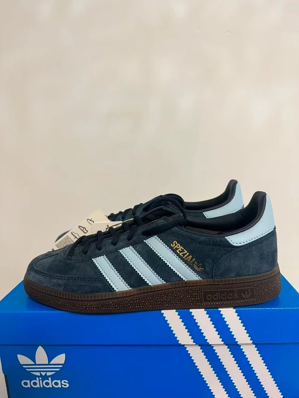 Adidas  HANDBALL SPEZIAL taille 43