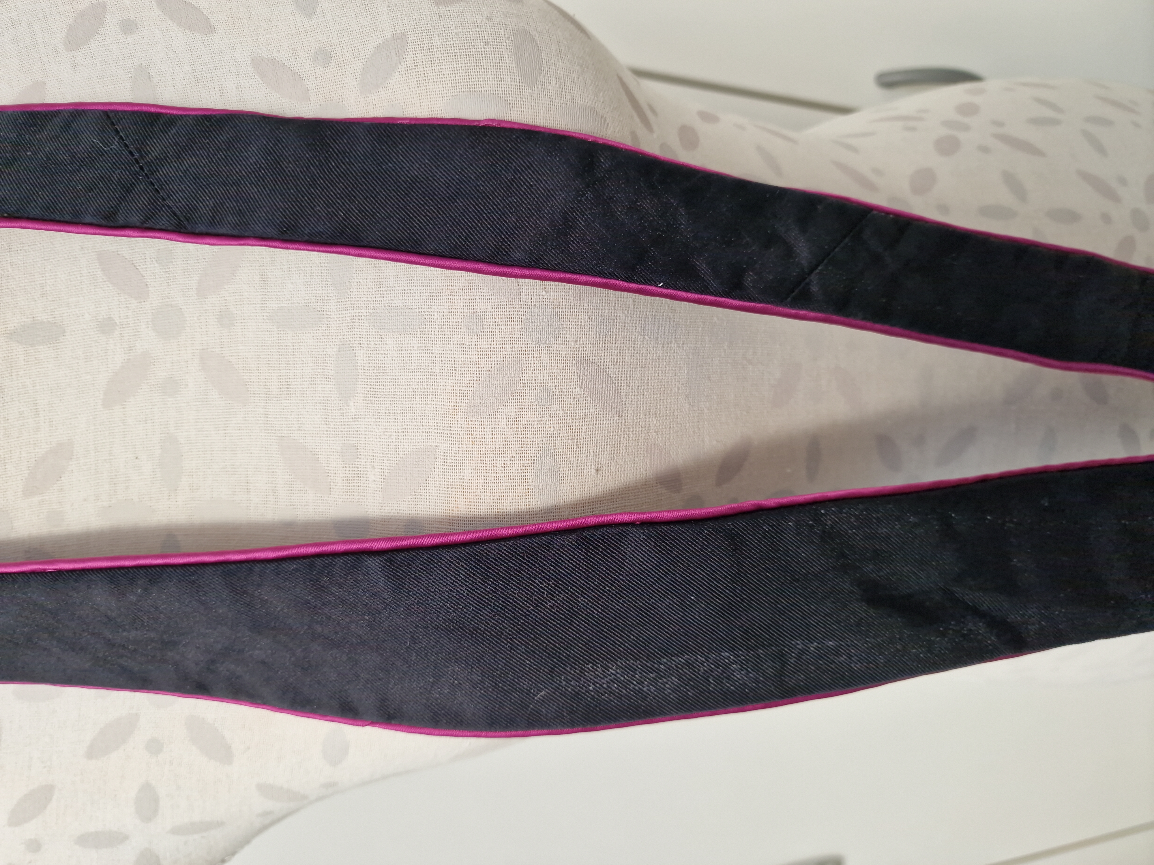 Cravate Noir Contour Rose Fuchsia - photo numéro 7