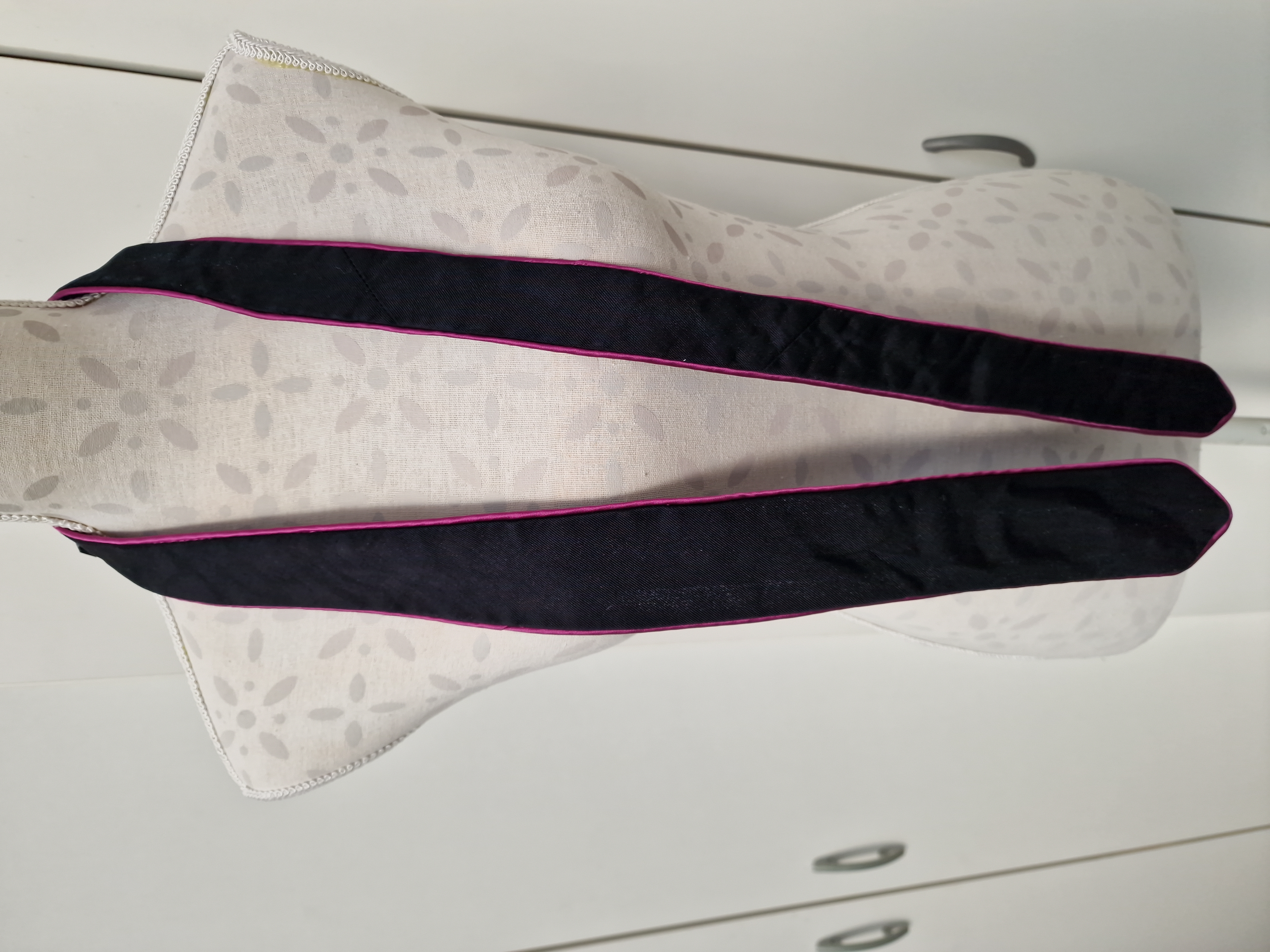 Cravate Noir Contour Rose Fuchsia - photo numéro 5