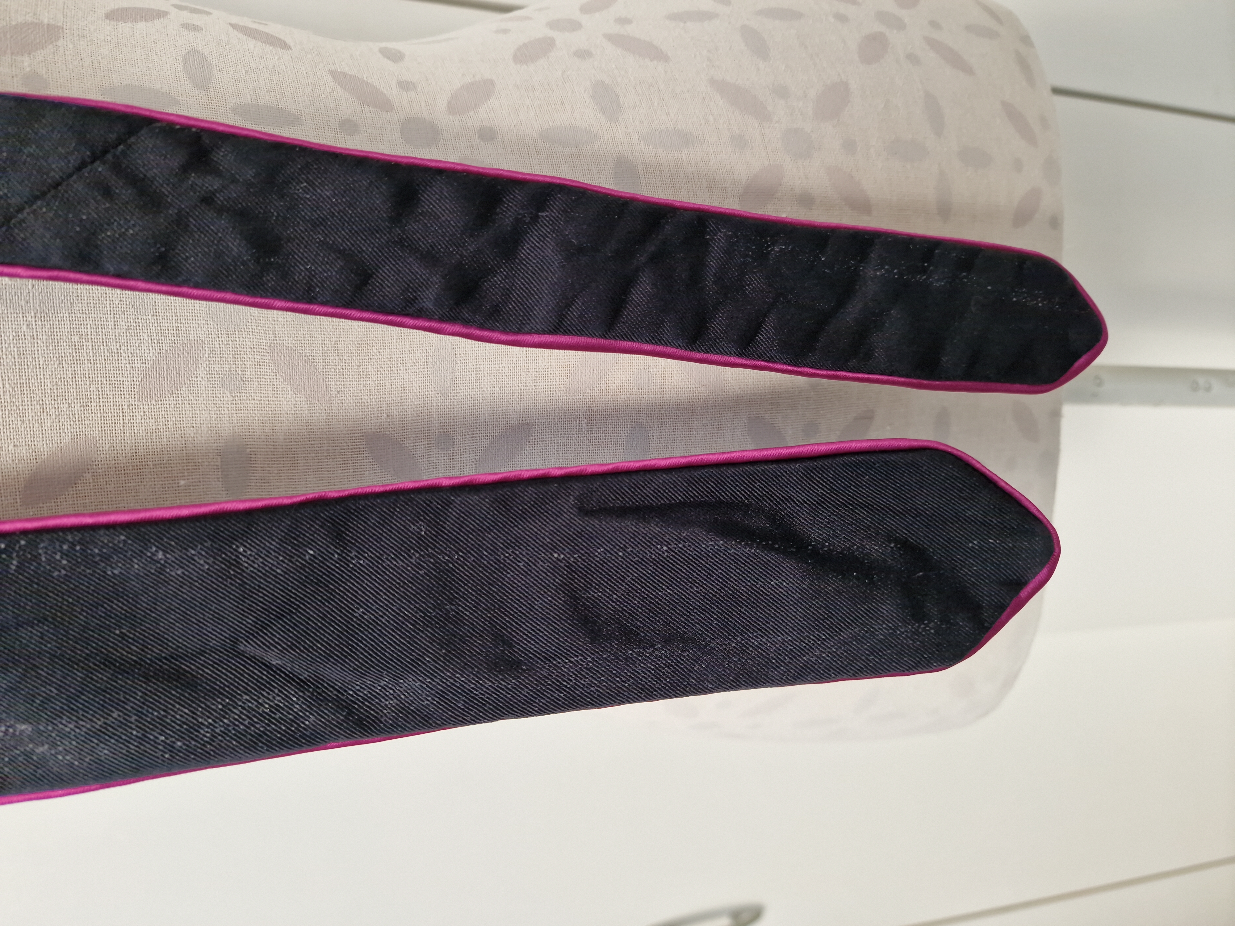 Cravate Noir Contour Rose Fuchsia - photo numéro 8