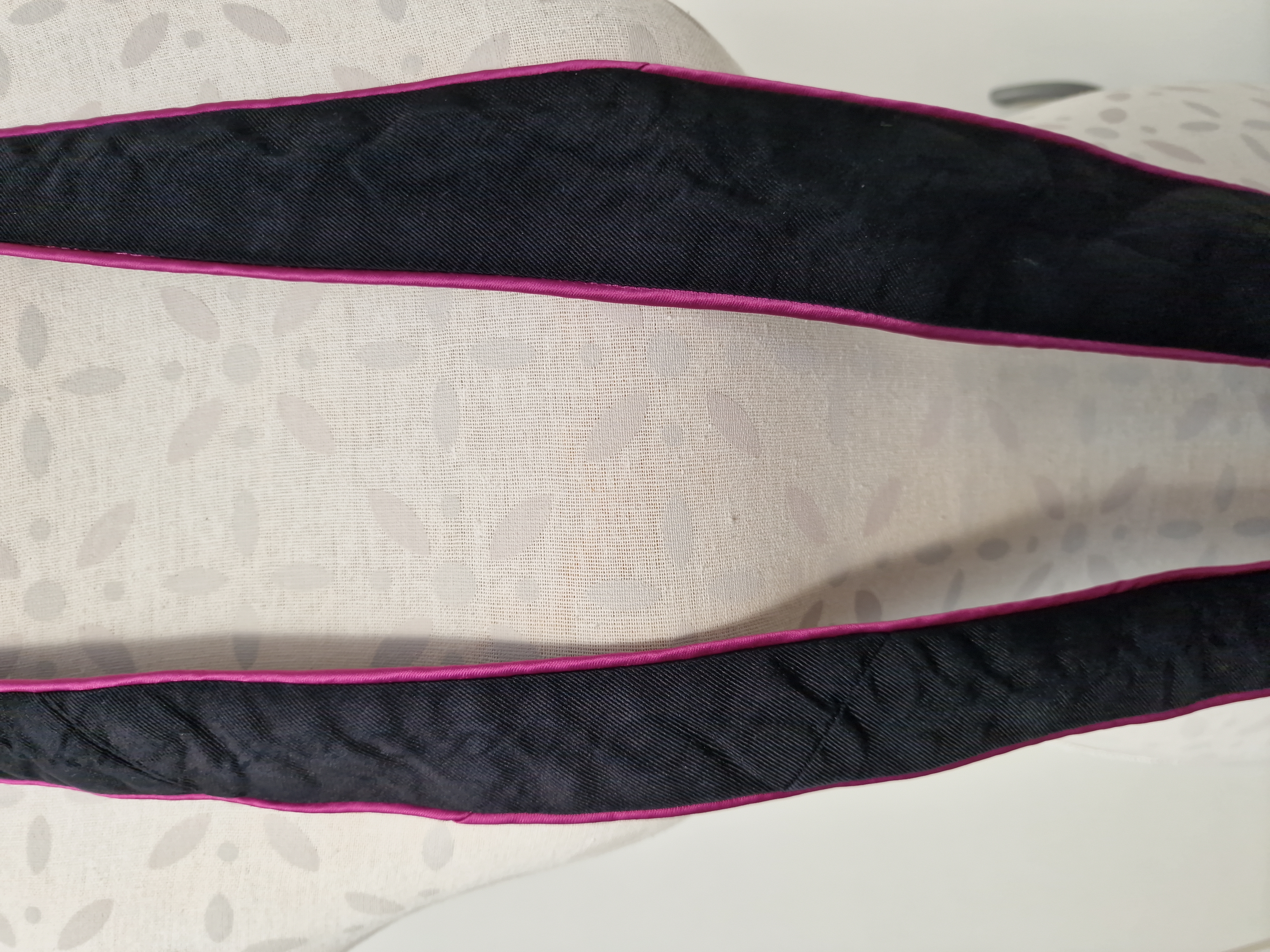 Cravate Noir Contour Rose Fuchsia - photo numéro 3