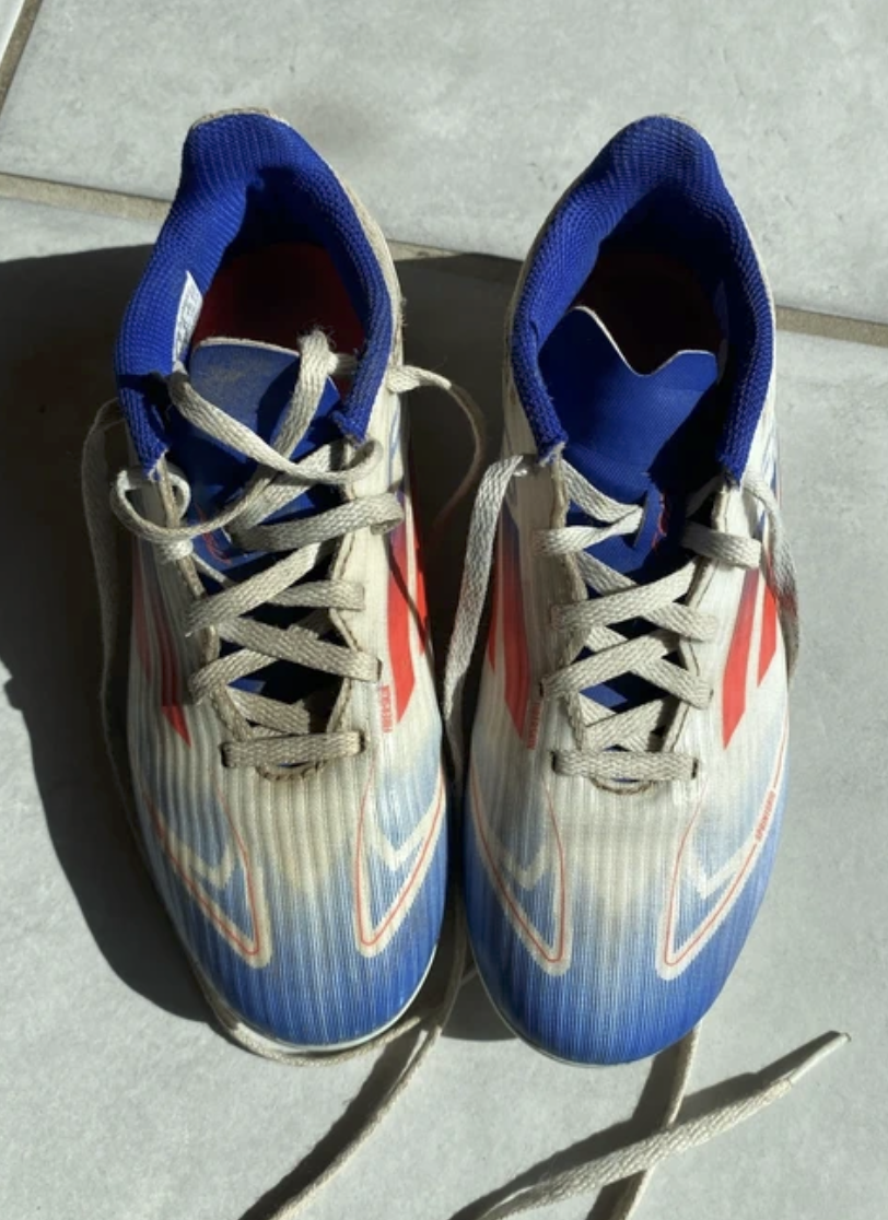 Chaussures de foot fille T 34