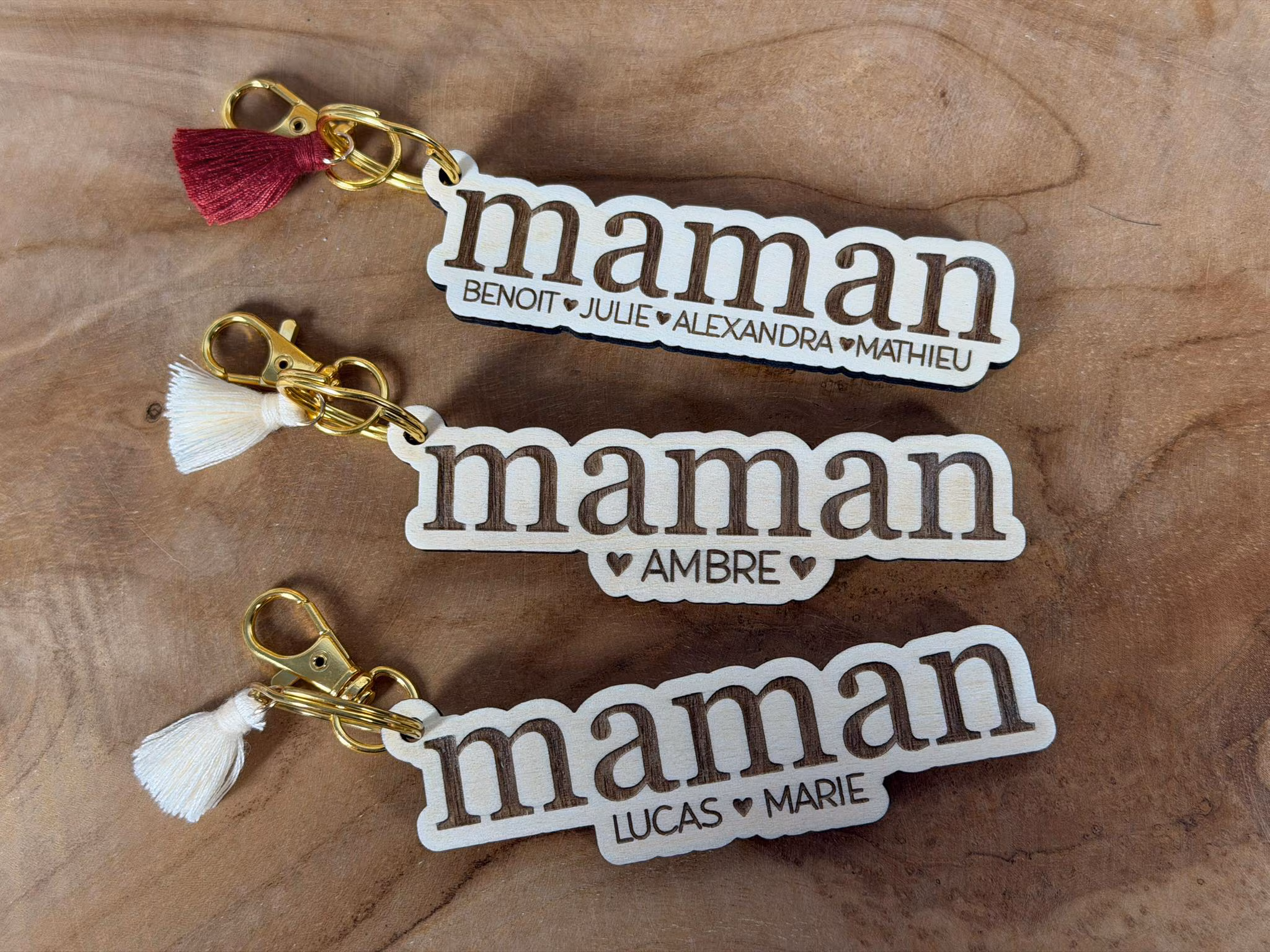 Porte-Clés en Bois à Personnaliser - Mot Maman et Prénoms Enfants - Cadeau fête des mères