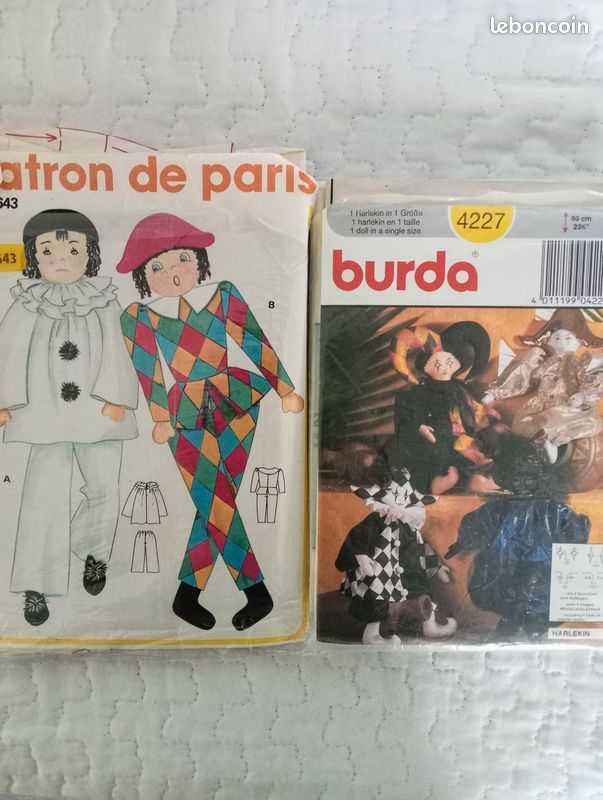 Lot de 2 Pochettes Patrons Grandes Poupées Arlequins et Pierrot BURDA