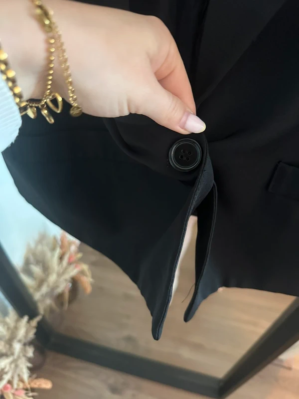 Veste courte à manches courtes noire - photo numéro 2